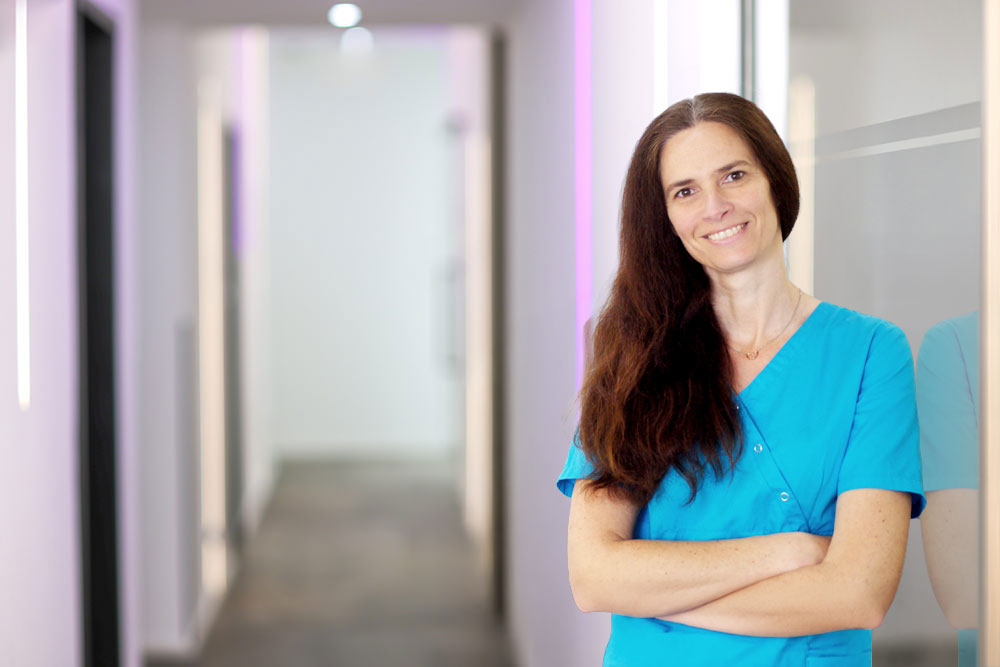 Zahnarzt Kall - Nabil Bani - Team - Elisabeth Mertens