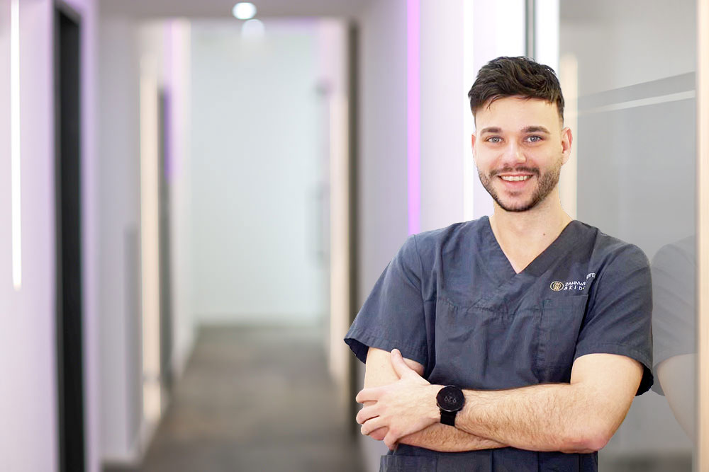 Zahnarzt Kall - Nabil Bani - Team - Jan-Niklas Reichartz